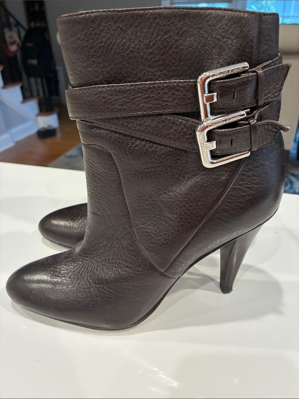 Calvin Klein Brown sz 7 Leather Bootie 3 inch Heel